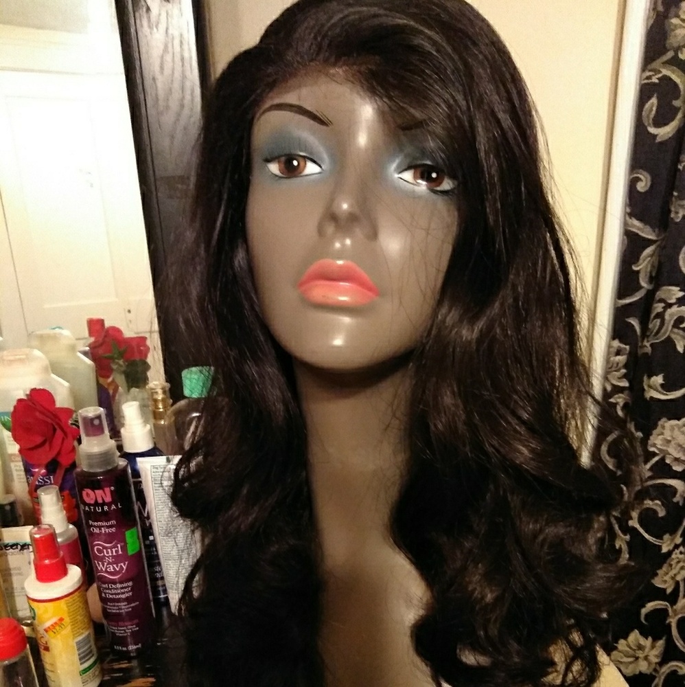 Like New Lace Front Wig In Color 2. Dark Brown
